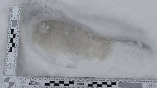 Mladík vykrádal v Klášterci domy a zahrádky. Usvědčily ho stopy zanechané ve sněhu